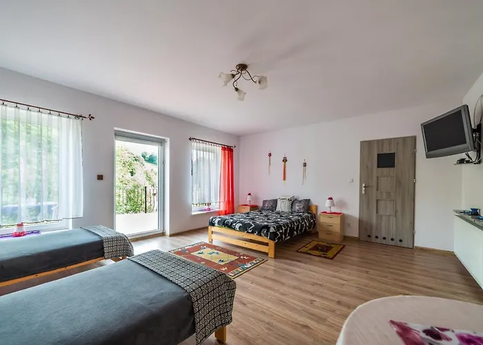 Homestay Nocleg U Sowy Pokoje Goscinne *